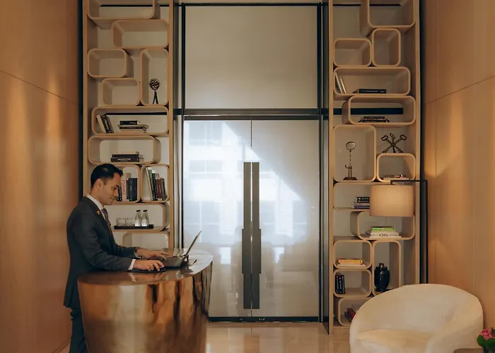 Park Hyatt Bangkok Hotel