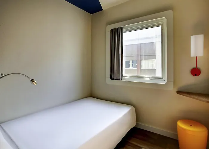 Ibis Budget Tambore Barueri