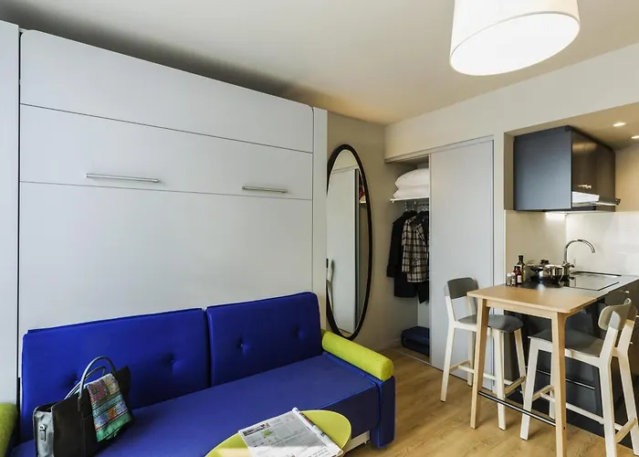 Aparthotel Adagio access Palaiseau Saclay