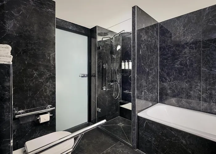 East Molesey Hotels