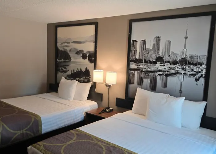 Super 8 By Wyndham Guelph