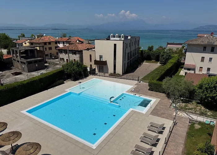 Nettuno Residence Hotel Peschiera del Garda