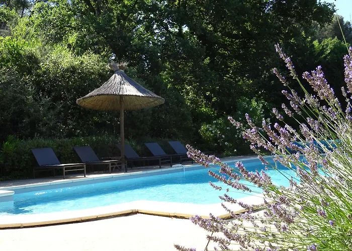 Auberge De Saint-Rémy - Mas De Garance Piscine - Table Gastronomique Étoilé Saint-Rémy-de-Provence
