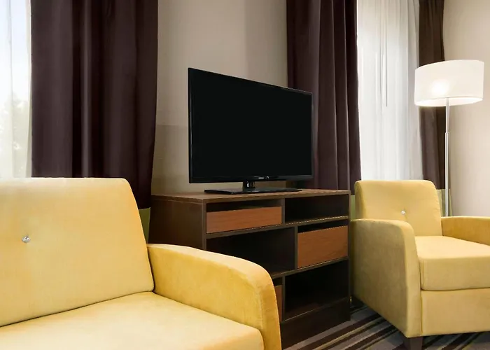 Super 8 By Wyndham Hershey Chocolate Avenue