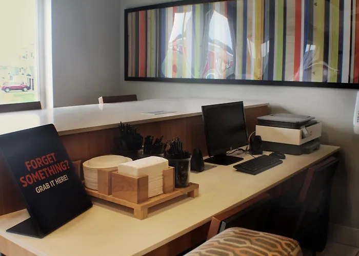 Holiday Inn Express & Suites Le Mars By Ihg