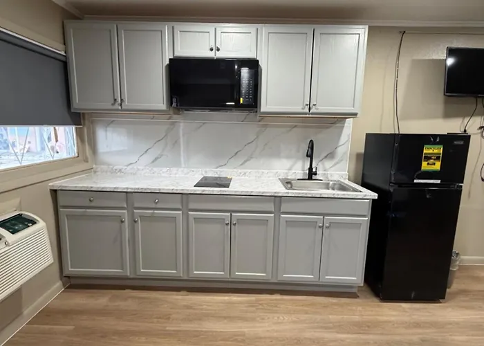 Ac Suites
