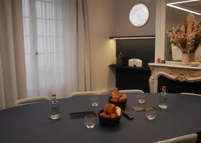 Tribe Paris Batignolles Hotel
