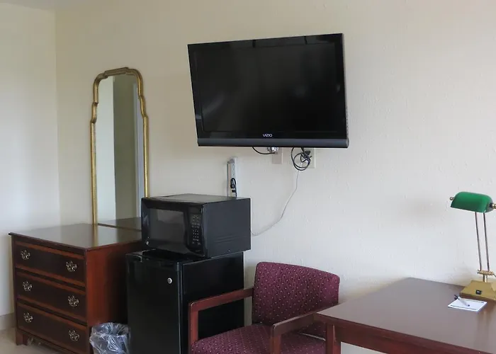 Flagship Inn Lake Brownwood