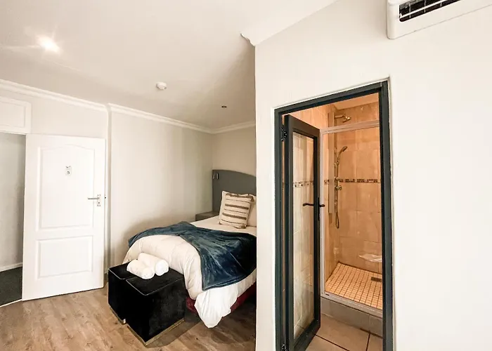 Hotels in St Helena Bay