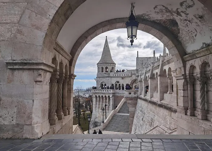 Ikonik Parlament Hotel Budapeste