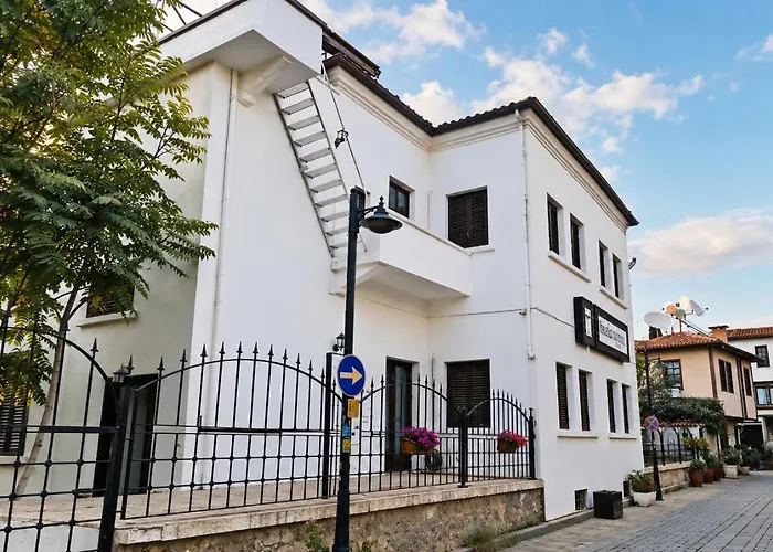 Hadrianus Pansion Hotel Antalya