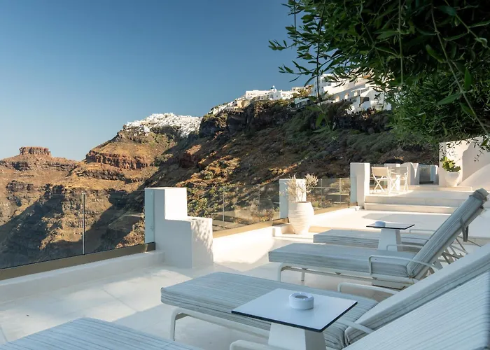 Sun Rocks Boutique Hotel - Caldera View Suites & Sunset Dining Experience