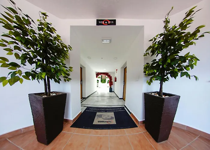 Hotel Zen Airport