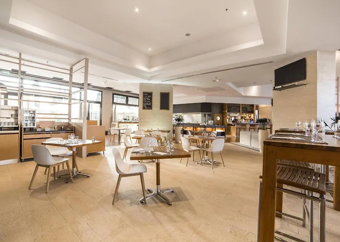 Hotel Courtyard By Marriott Paris La Defense West - Colombes à Bois-Colombes