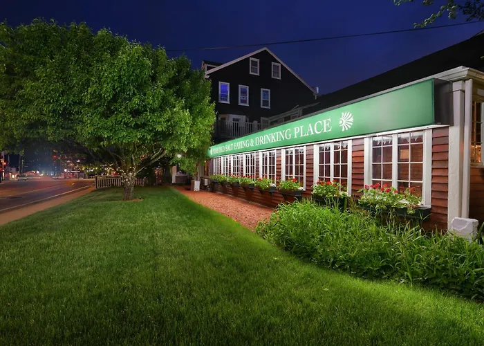 Lamies Inn & The Old Salt Tavern Hampton