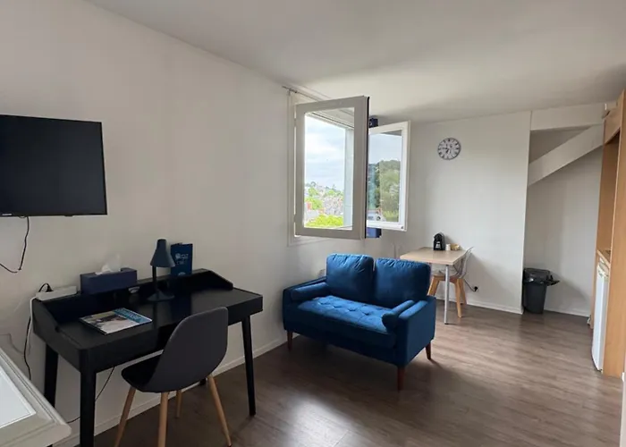 Redon Hotels
