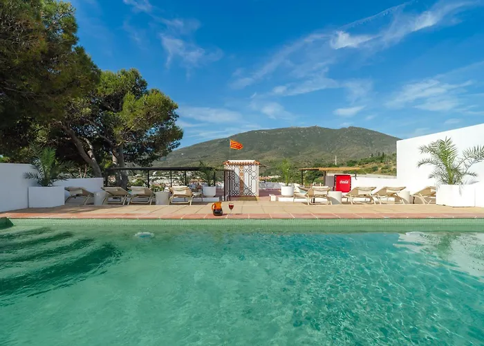 Hotel Cadaqués1962 by Fimedhotels