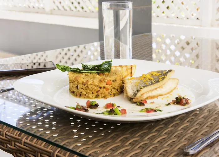 ibis Oran les Falaises