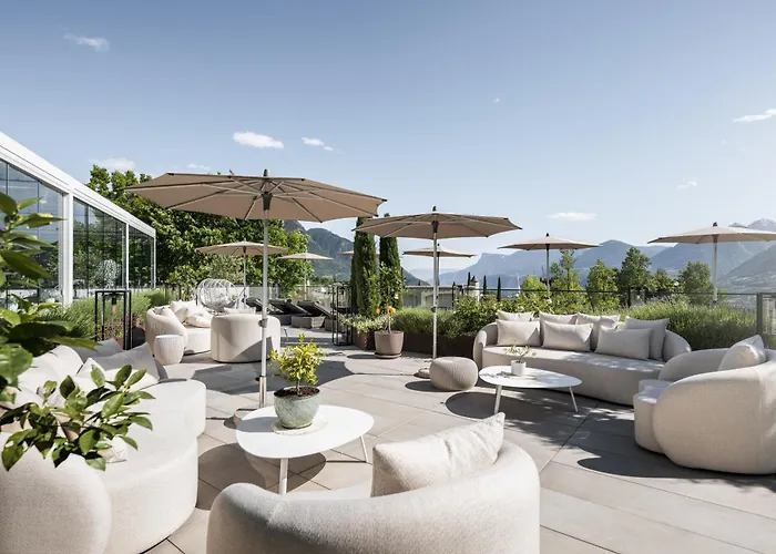 Small&Beautiful Hotel Gnaid Tirolo