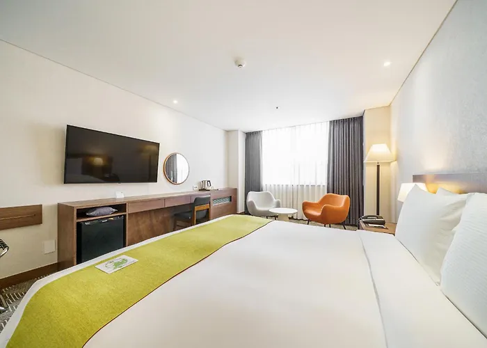 Hotel President