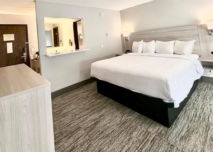 Best Western Plus Kelly Inn Saint Cloud