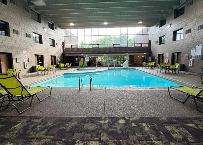 Saint Cloud Hotels