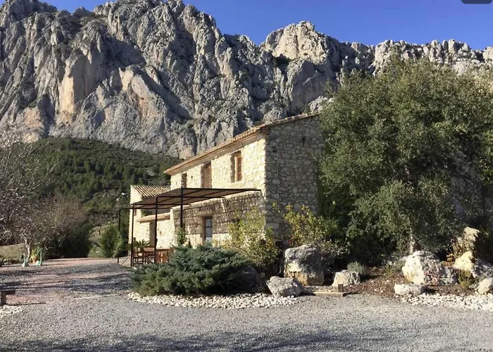 Torre de Arriba Casa Rural Benimantell