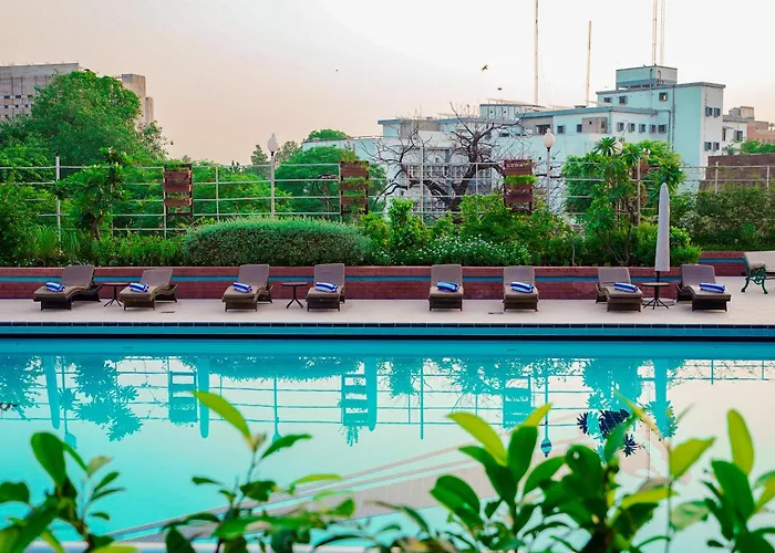 Avari Lahore Hotel