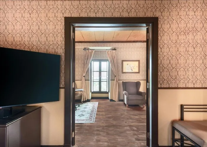 Hotel Palacio del Carmen, Autograph Collection Santiago de Compostela
