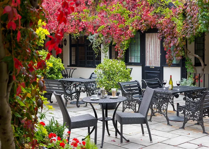 Salisbury Hotels
