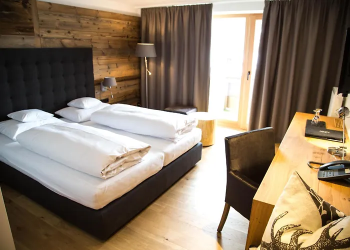 Der Gruene Baum Mountain Boutique Hotel
