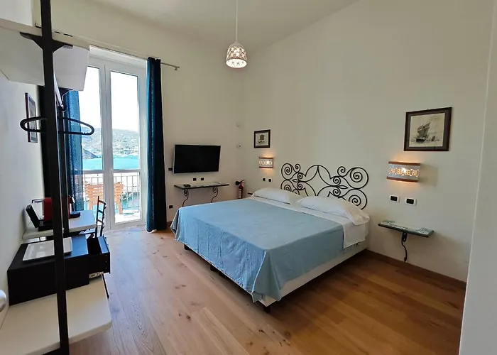 Locanda Mari Ponza
