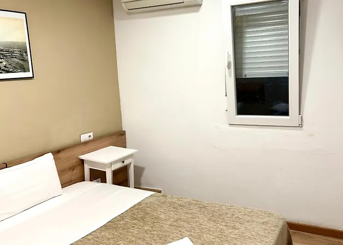 Hostal Delfos