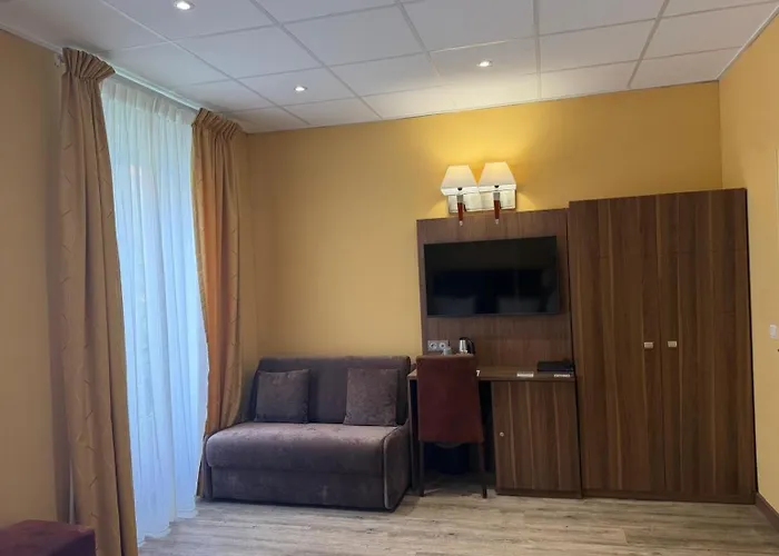 Hotel Capitole Beausoleil