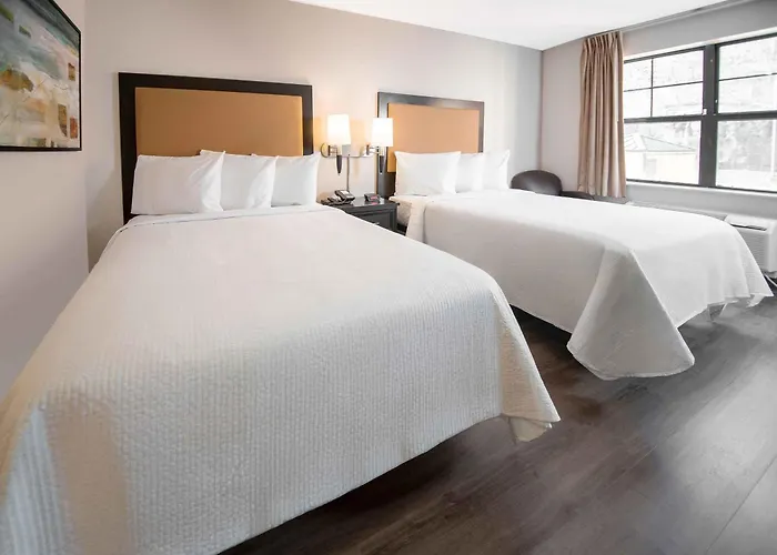 Bethpage Hotels