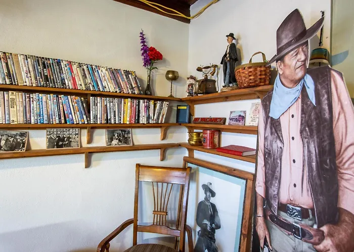 Sagebrush Inn Tombstone