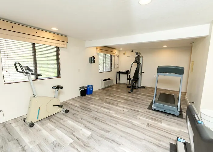 Quality Inn & Suites Marinette