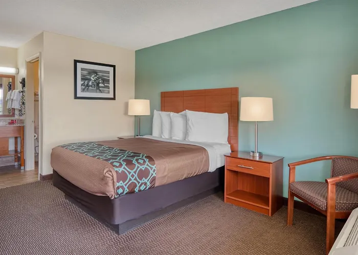 Surestay Hotel By Best Western Bowling Green North