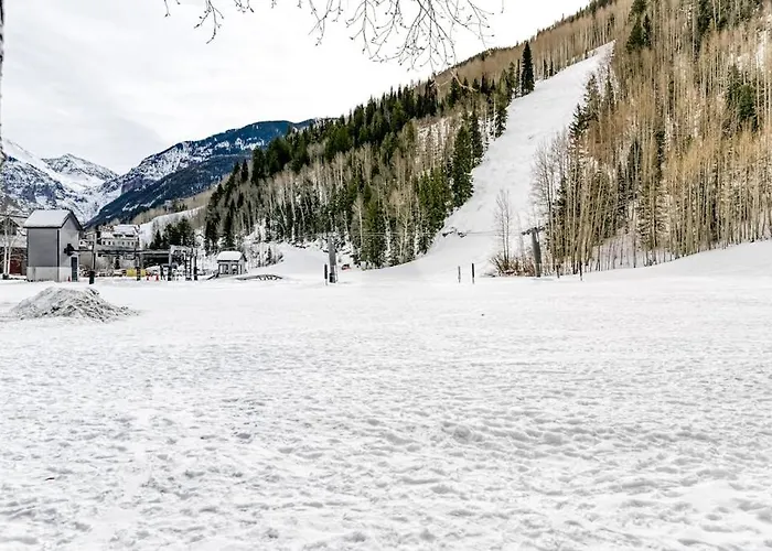 Double Diamond Ski-In/Ski-Out Chalet Telluride
