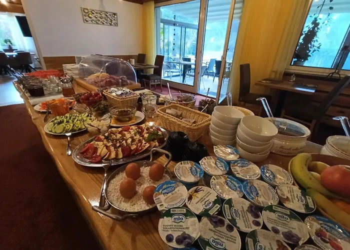 Garni Weingut Hotel Meran