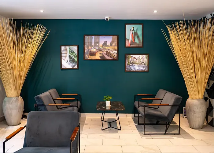 Baitong Hotel & Resort Phnom Penh