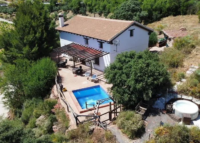 Casa Kisi Hotel, Rural Boutique Bed & Breakfast Colmenar
