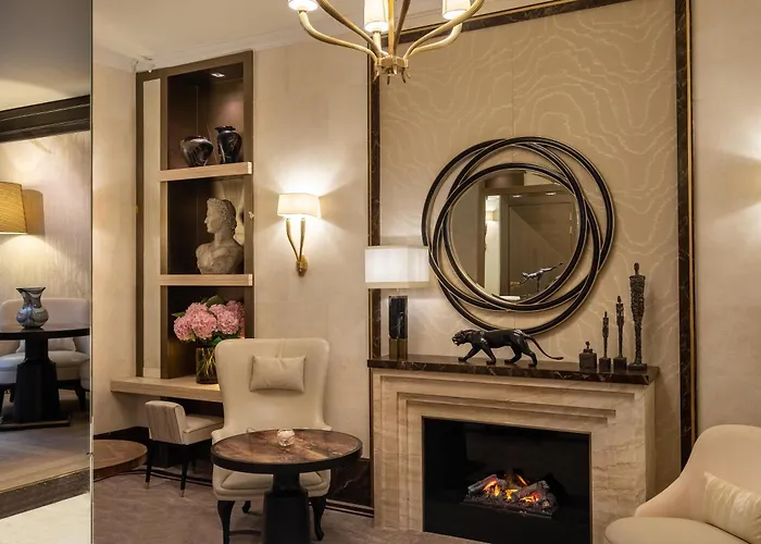 Hotel Elysia By Inwood Hotels Parijs