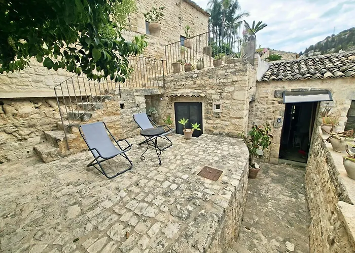 Appartamento Borgo Hedone With Shared Pool Scicli