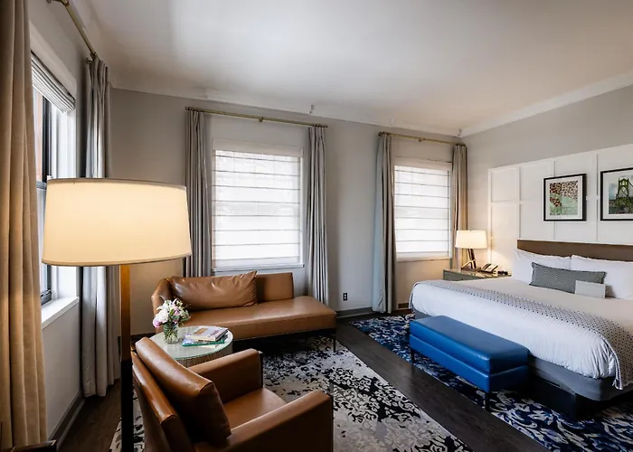 Heathman Hotel