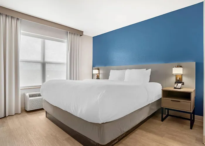 Comfort Inn & Suites Dothan Northside Plaza