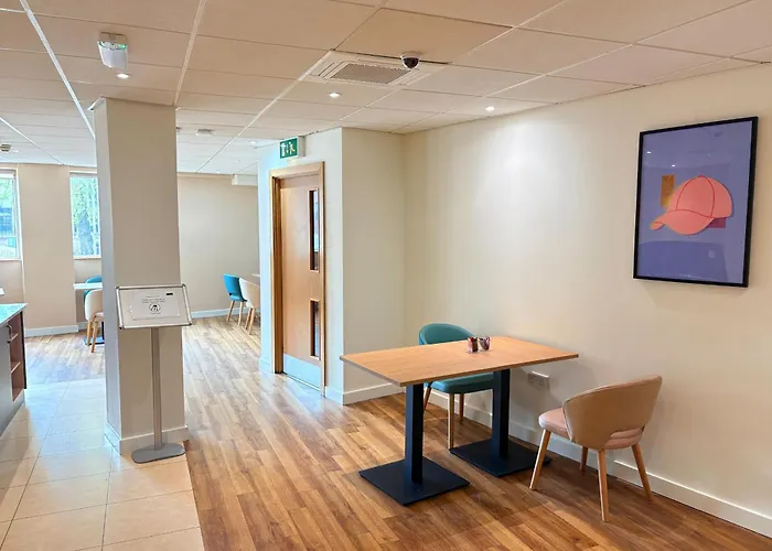Wolverhampton Hotels
