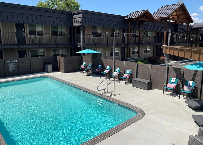 The Hotel Y