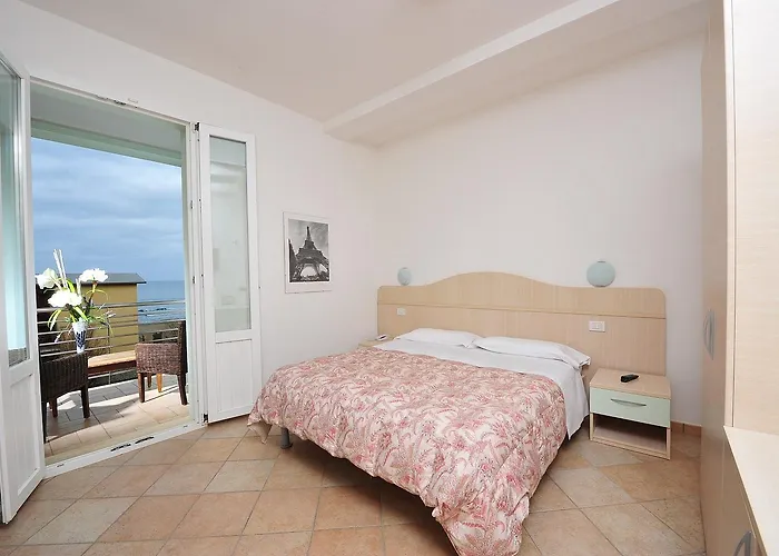 Hotel Aurora San Vincenzo