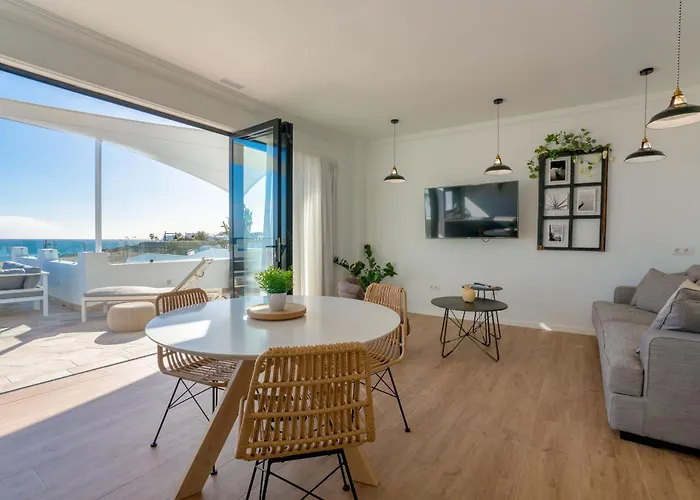 La Concha Boutique Apartments - Adults Only